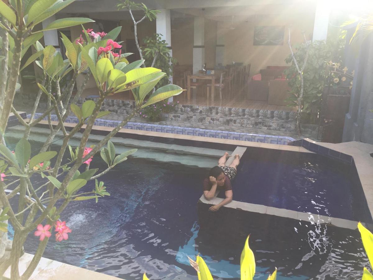 Wahyu Homestay 1 Nusa Lembongan  Ngoại thất bức ảnh