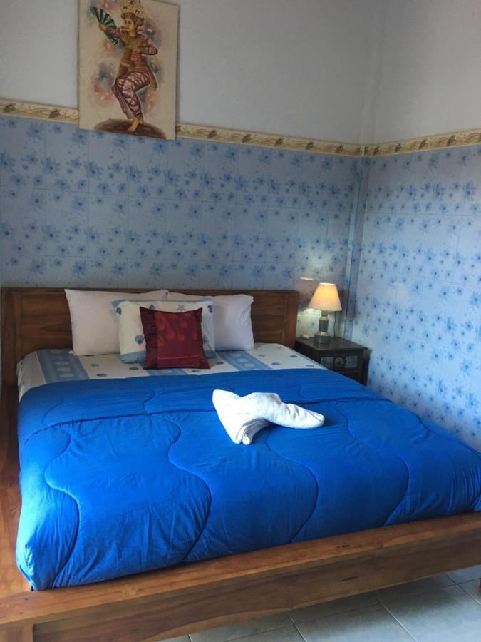 Wahyu Homestay 1 Nusa Lembongan  Ngoại thất bức ảnh