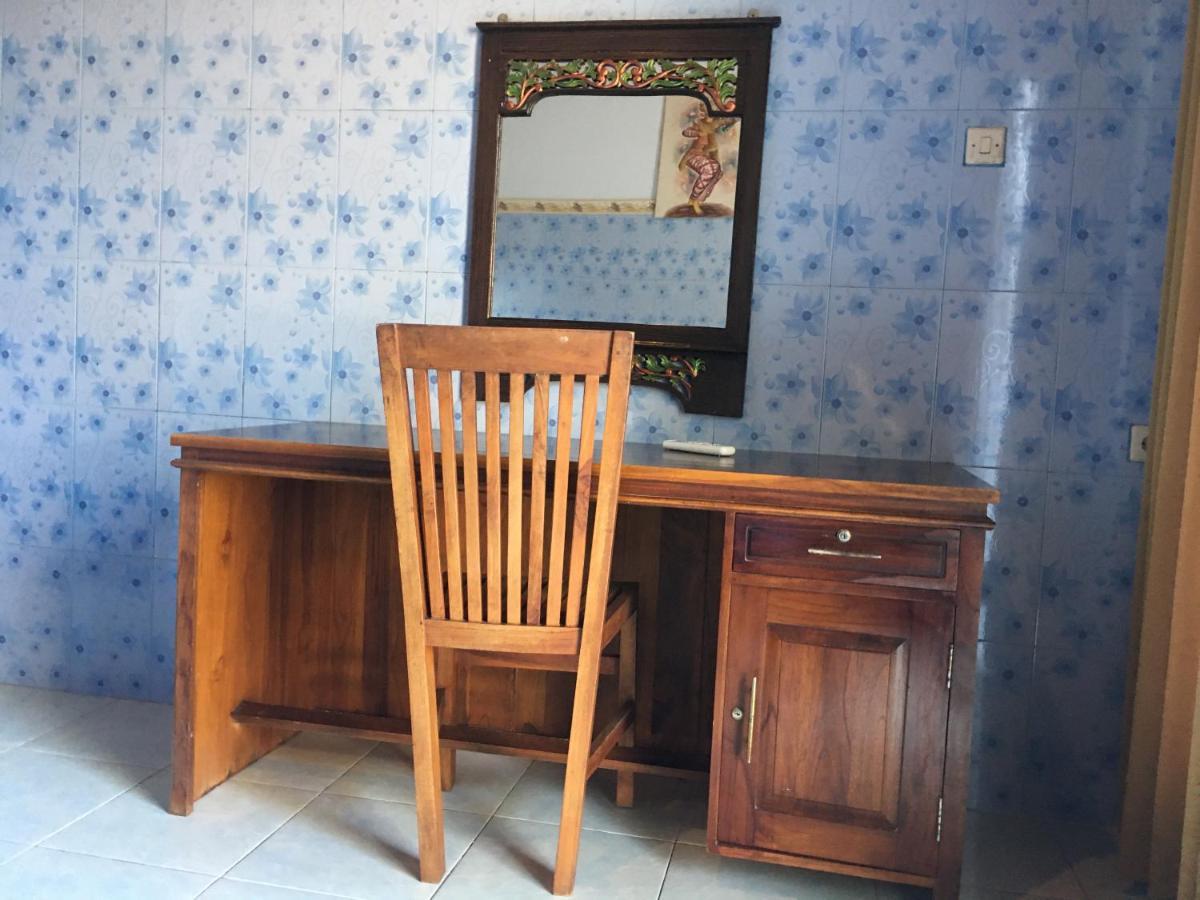 Wahyu Homestay 1 Nusa Lembongan  Ngoại thất bức ảnh