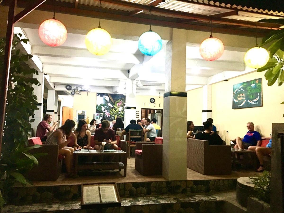 Wahyu Homestay 1 Nusa Lembongan  Ngoại thất bức ảnh